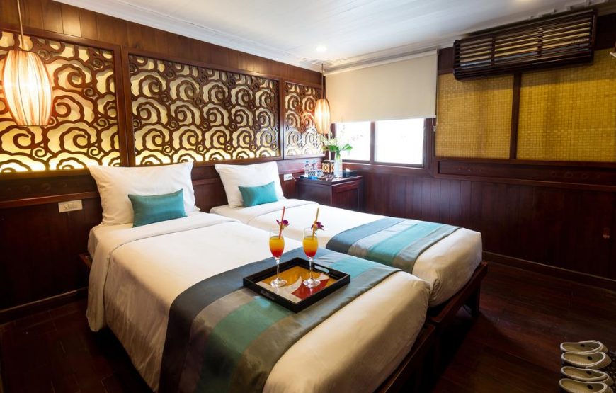 Deluxe Room with Sea View – 2 Days 1 Night