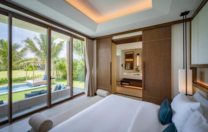 Biệt thự mặt biển hồ bơi riêng 2 phòng ngủ (Beachfront Pool Villa 02 Bedrooms)