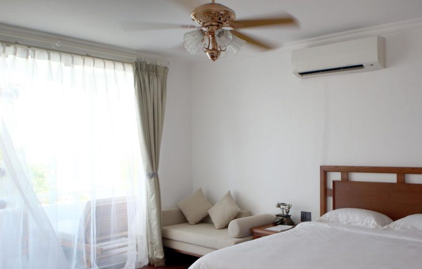 Phòng Premium Deluxe Giường Đôi với Ban công và Tầm nhìn ra Biển