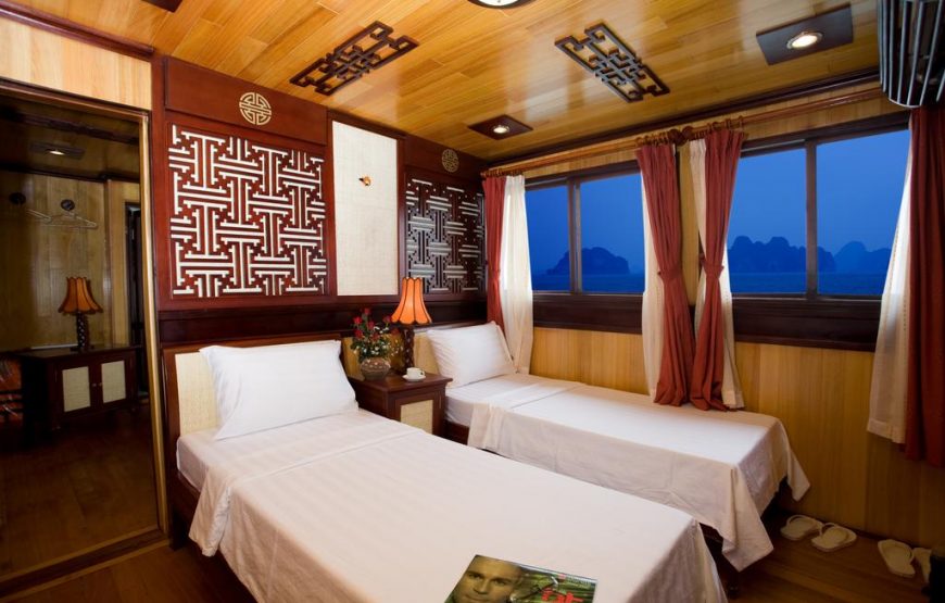 Phòng đôi hoặc phòng 2 giường đơn nhìn ra đại dương