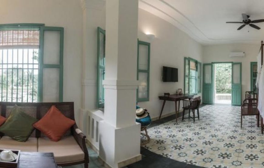 Colonial Suite