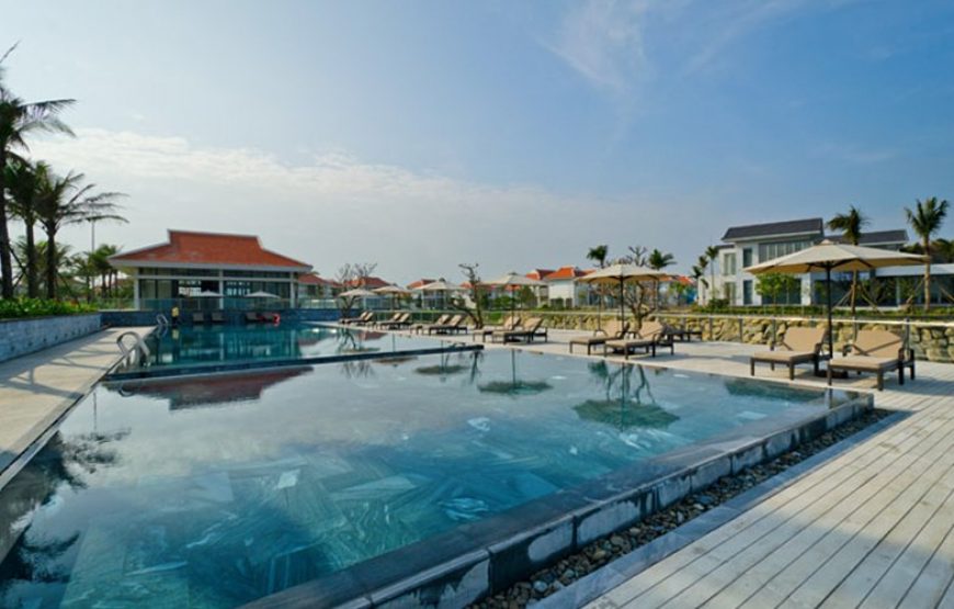 Biệt thự hồ bơi cạnh biển – 5 phòng ngủ & 4 phòng tắm (5 Bedroom Beachfront Pool Villa with 4 Bathrooms)
