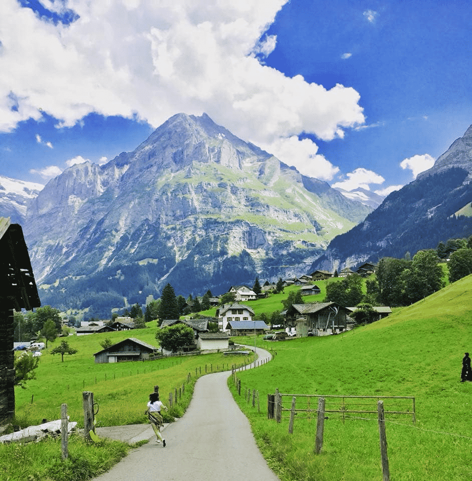 Kinh nghiệm Du lịch Thụy Sĩ: cảnh đẹp "mê hồn" trong Hạ cánh nơi anh