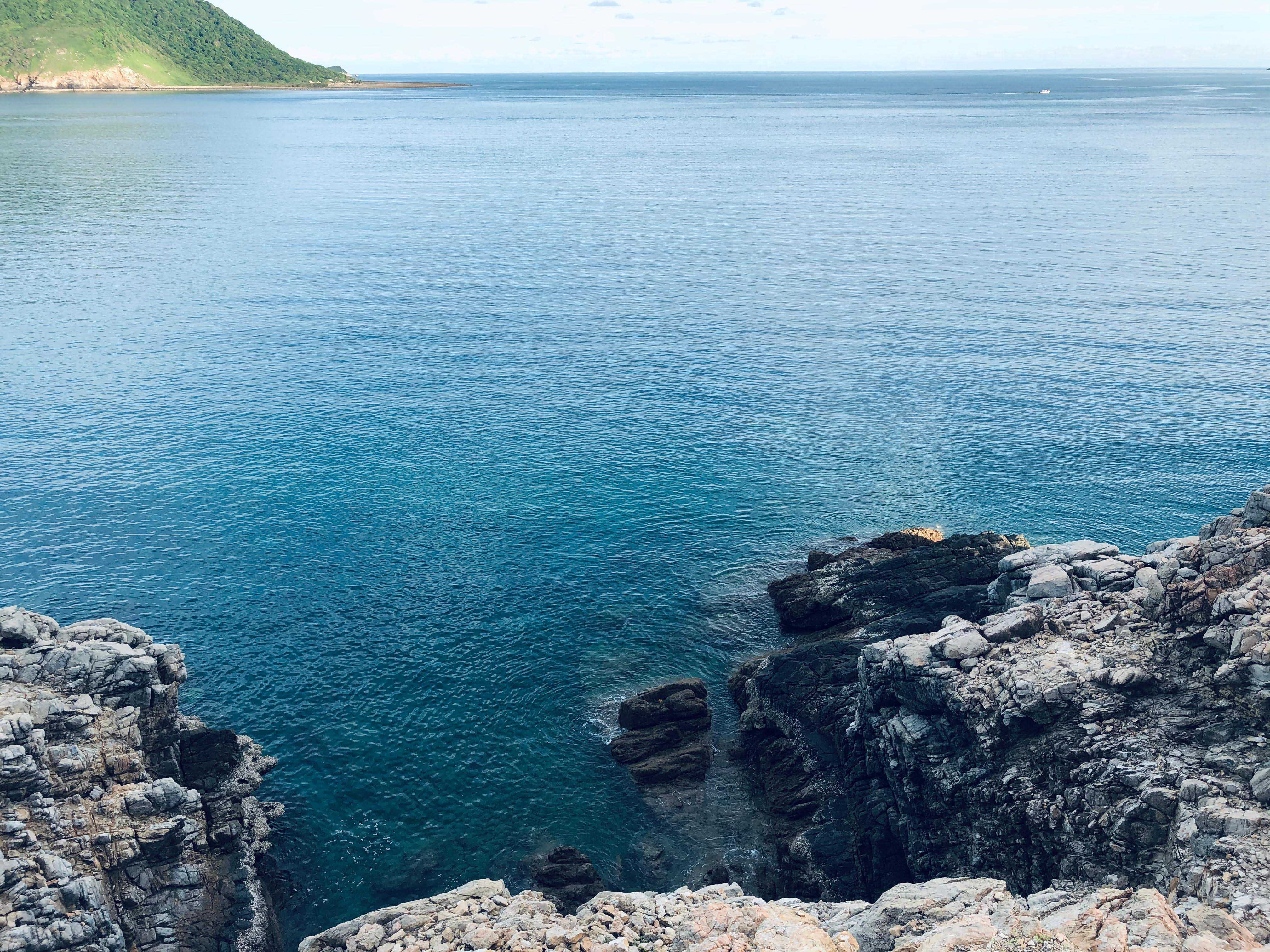 Điểm danh 15 địa điểm siêu đẹp ở Côn Đảo lên hình cực ảo - 26