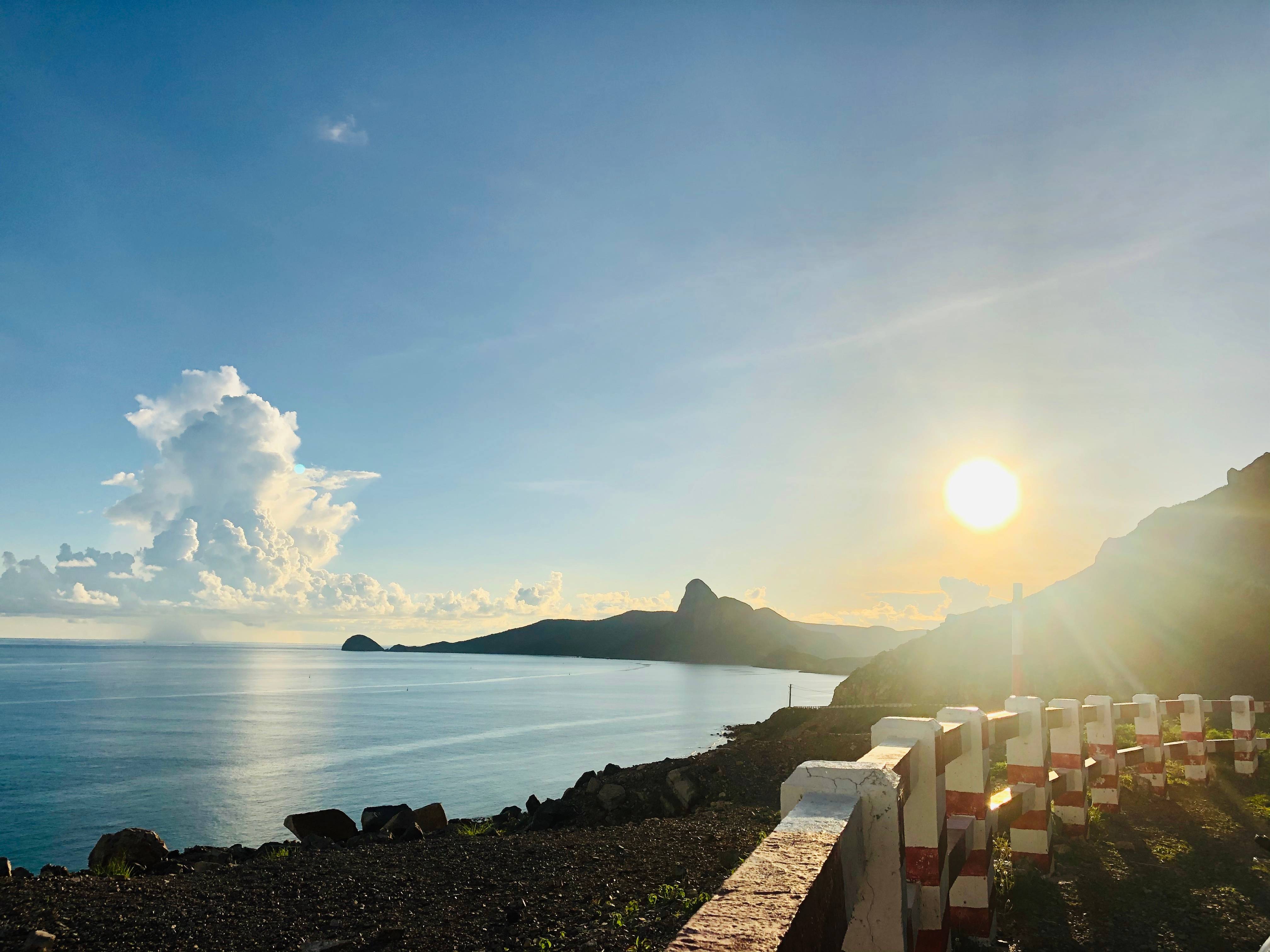 Điểm danh 15 địa điểm siêu đẹp ở Côn Đảo lên hình cực ảo - 45